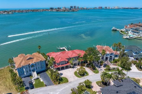 House in Belleair, Florida 5 bedrooms, 556.02 sq.m. № 1512158 - photo 6