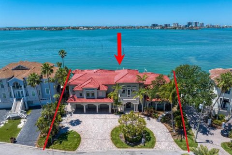 House in Belleair, Florida 5 bedrooms, 556.02 sq.m. № 1512158 - photo 7