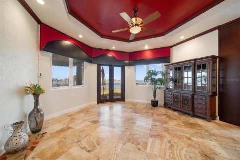 House in Belleair, Florida 5 bedrooms, 556.02 sq.m. № 1512158 - photo 27