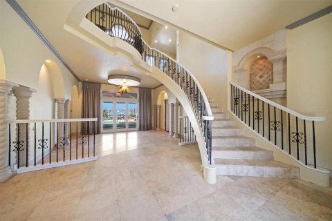House in Belleair, Florida 5 bedrooms, 556.02 sq.m. № 1512158 - photo 24