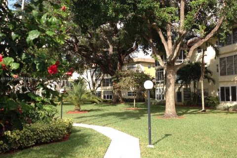 Copropriété à louer à Lauderdale Lakes, Floride: 1 chambre, 63.55 m2 № 1999019 - photo 14