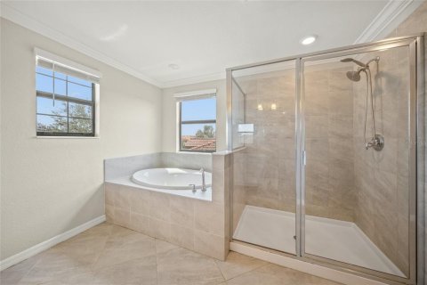 House in Venice, Florida 5 bedrooms, 318.28 sq.m. № 1805806 - photo 29