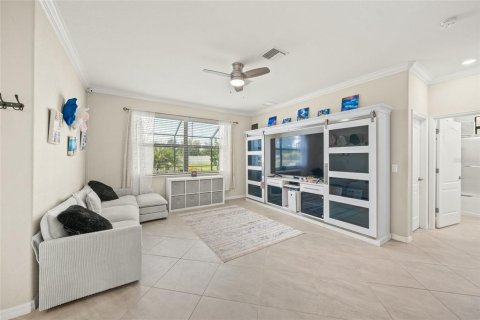 House in Venice, Florida 5 bedrooms, 318.28 sq.m. № 1805806 - photo 15