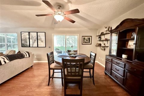 Villa ou maison à vendre à Oxford, Floride: 4 chambres, 194.72 m2 № 1916282 - photo 11
