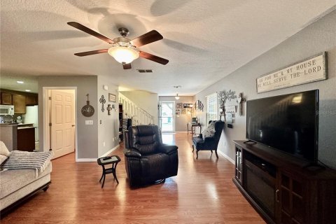 Villa ou maison à vendre à Oxford, Floride: 4 chambres, 194.72 m2 № 1916282 - photo 8