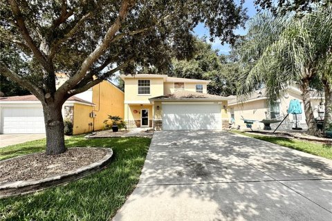 Villa ou maison à vendre à Oxford, Floride: 4 chambres, 194.72 m2 № 1916282 - photo 1