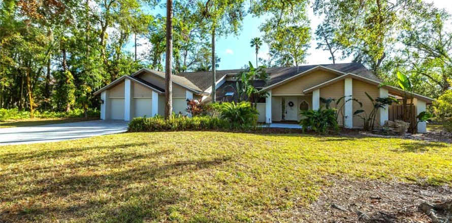 House in Sarasota, Florida 4 bedrooms, 332.68 sq.m. № 1525098