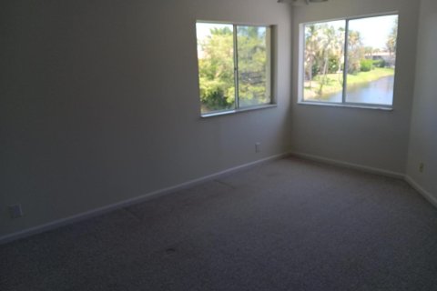 Touwnhouse à louer à Boca Raton, Floride: 3 chambres, 150.97 m2 № 2249257 - photo 15