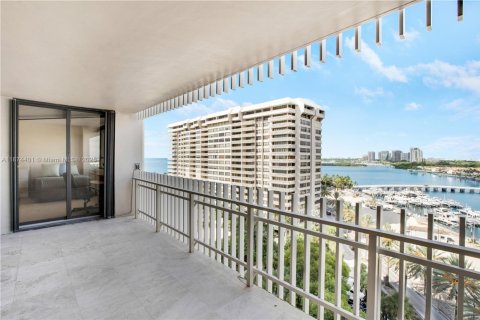 Copropriété à vendre à Miami, Floride: 2 chambres, 152.55 m2 № 1923490 - photo 19