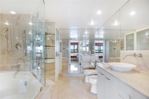Copropriété à vendre à Miami, Floride: 2 chambres, 152.55 m2 № 1923490 - photo 11