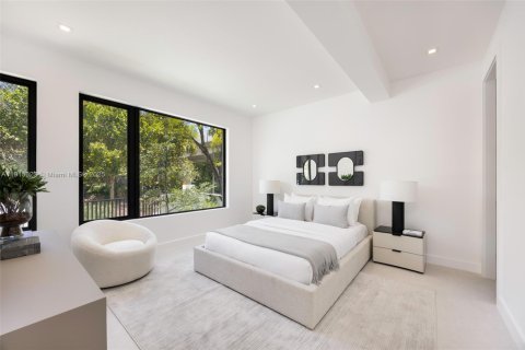 Townhouse in Miami, Florida 3 bedrooms, 263.94 sq.m. № 1971008 - photo 22