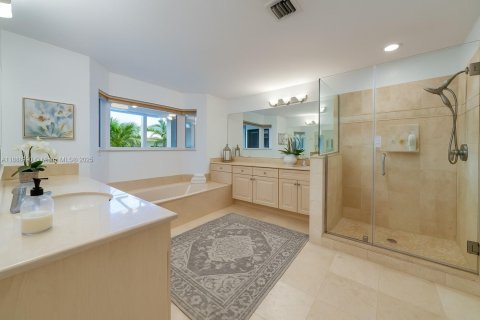 Townhouse in Palmetto Bay, Florida 3 bedrooms, 205.41 sq.m. № 1943832 - photo 17