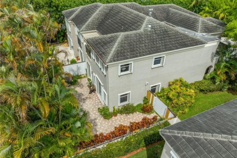 Townhouse in Palmetto Bay, Florida 3 bedrooms, 205.41 sq.m. № 1943832 - photo 29
