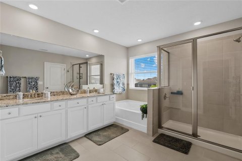 Casa en venta en Bradenton, Florida, 4 dormitorios, 256.04 m2 № 2151874 - foto 24