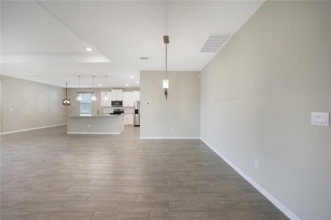 Casa en venta en Punta Gorda, Florida, 4 dormitorios, 219.99 m2 № 1027268 - foto 6