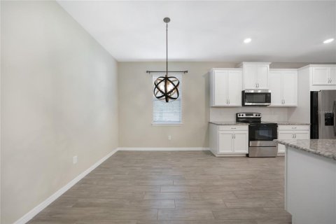 Casa en venta en Punta Gorda, Florida, 4 dormitorios, 219.99 m2 № 1027268 - foto 9