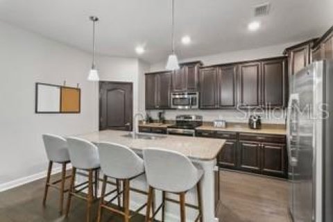 Villa ou maison à louer à Davenport, Floride: 4 chambres, 183.95 m2 № 1885373 - photo 3