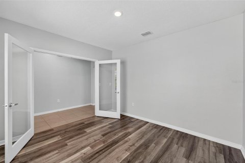 House in Plant City, Florida 5 bedrooms, 248.42 sq.m. № 1826720 - photo 11