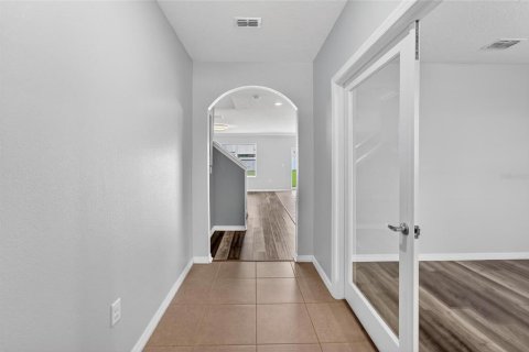 House in Plant City, Florida 5 bedrooms, 248.42 sq.m. № 1826720 - photo 7