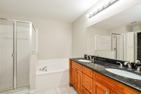 Casa en alquiler en Oviedo, Florida, 4 dormitorios, 176.33 m2 № 1905206 - foto 11