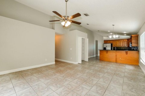 Casa en alquiler en Oviedo, Florida, 4 dormitorios, 176.33 m2 № 1905206 - foto 8