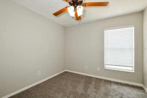 Casa en alquiler en Oviedo, Florida, 4 dormitorios, 176.33 m2 № 1905206 - foto 13