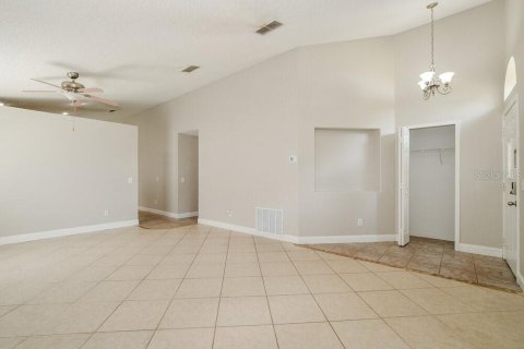 Casa en alquiler en Oviedo, Florida, 4 dormitorios, 176.33 m2 № 1905206 - foto 5