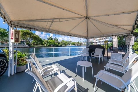Condominio en venta en Fort Lauderdale, Florida, 2 dormitorios, 115.2 m2 № 2084772 - foto 27