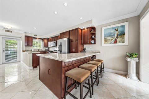 Condominio en venta en Fort Lauderdale, Florida, 2 dormitorios, 115.2 m2 № 2084772 - foto 10