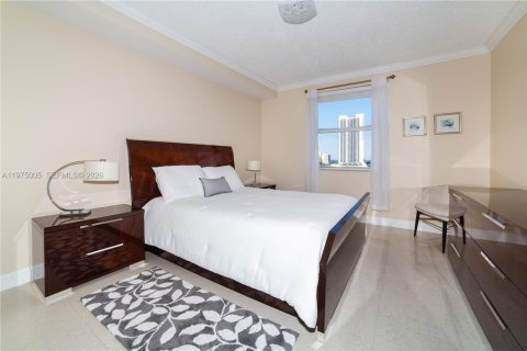 Condo in Sunny Isles Beach, Florida, 3 bedrooms  № 2040450 - photo 6