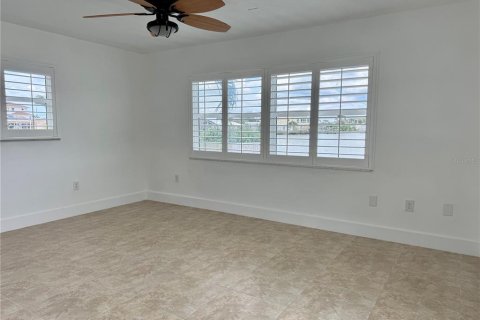 Casa en venta en Largo, Florida, 4 dormitorios, 210.52 m2 № 2151568 - foto 19