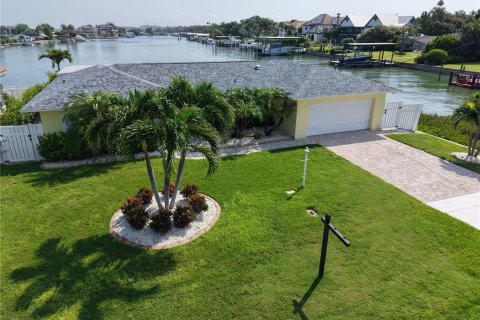 Casa en venta en Largo, Florida, 4 dormitorios, 210.52 m2 № 2151568 - foto 3