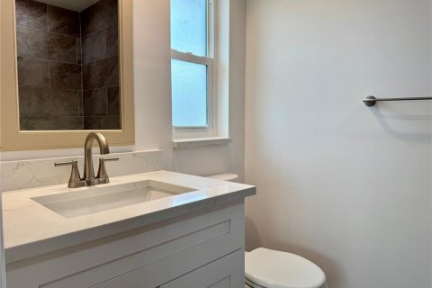 Casa en venta en Largo, Florida, 4 dormitorios, 210.52 m2 № 2151568 - foto 13