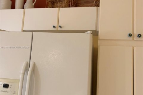 House in Palm Beach Gardens, Florida 3 bedrooms, 146.88 sq.m. № 2034638 - photo 13