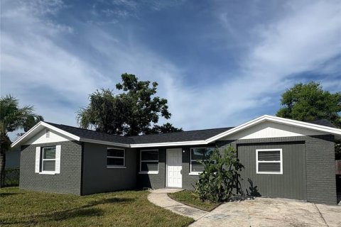 Villa ou maison à vendre à Port Richey, Floride: 4 chambres, 126.35 m2 № 1901029 - photo 1