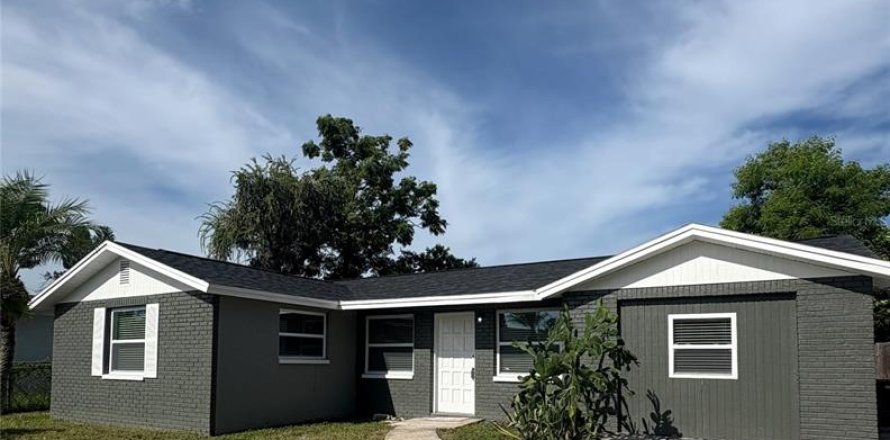 Villa ou maison à Port Richey, Floride 4 chambres, 126.35 m2 № 1901029