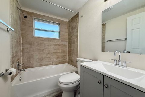 Villa ou maison à vendre à Port Richey, Floride: 4 chambres, 126.35 m2 № 1901029 - photo 14