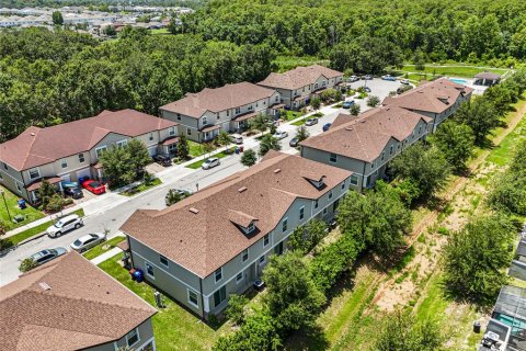 Townhouse in Kissimmee, Florida 4 bedrooms, 153.29 sq.m. № 1848456 - photo 7