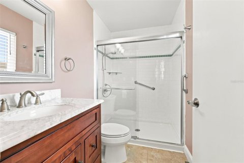 House in Sun City Center, Florida 2 bedrooms, 130.81 sq.m. № 2305917 - photo 23