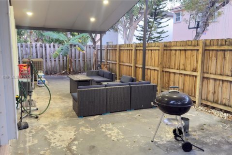 Casa en alquiler en Homestead, Florida, 3 dormitorios, 124.12 m2 № 2088599 - foto 11