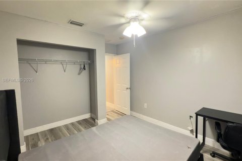 Casa en alquiler en Homestead, Florida, 3 dormitorios, 124.12 m2 № 2088599 - foto 10