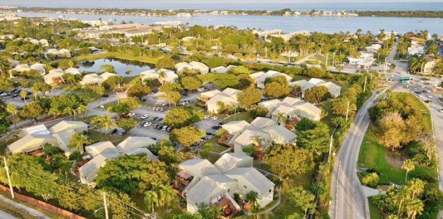 Condo à Boynton Beach, Floride, 2 chambres № 991870