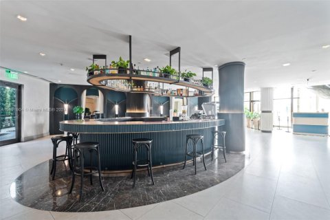 Condo in Miami Beach, Florida, 1 bedroom  № 1861624 - photo 24