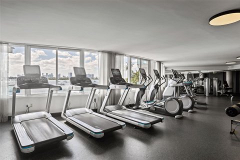 Condo in Miami Beach, Florida, 1 bedroom  № 1861624 - photo 26