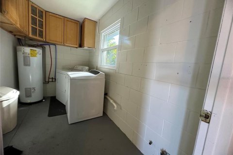 Casa en alquiler en Kissimmee, Florida, 3 dormitorios, 148.55 m2 № 1849692 - foto 8