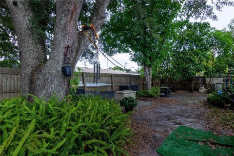 Casa en alquiler en Kissimmee, Florida, 3 dormitorios, 148.55 m2 № 1849692 - foto 9