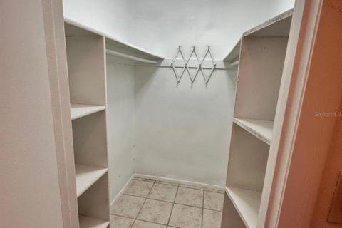 Casa en alquiler en Kissimmee, Florida, 3 dormitorios, 148.55 m2 № 1849692 - foto 13