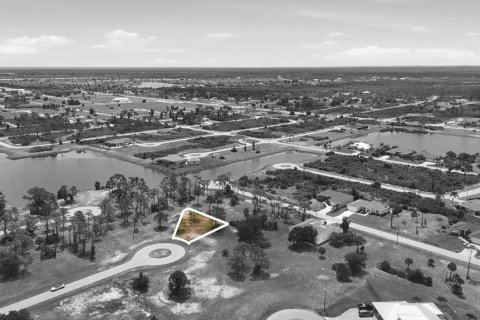 Terreno en venta en Placida, Florida № 2099485 - foto 7