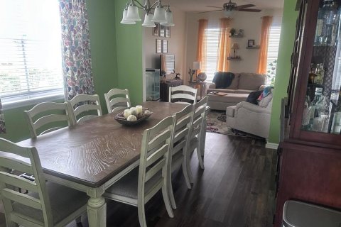 Casa en venta en Plant City, Florida, 4 dormitorios, 263.01 m2 № 1815138 - foto 3
