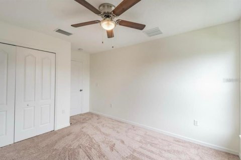 Casa en venta en Plant City, Florida, 4 dormitorios, 263.01 m2 № 1815138 - foto 12